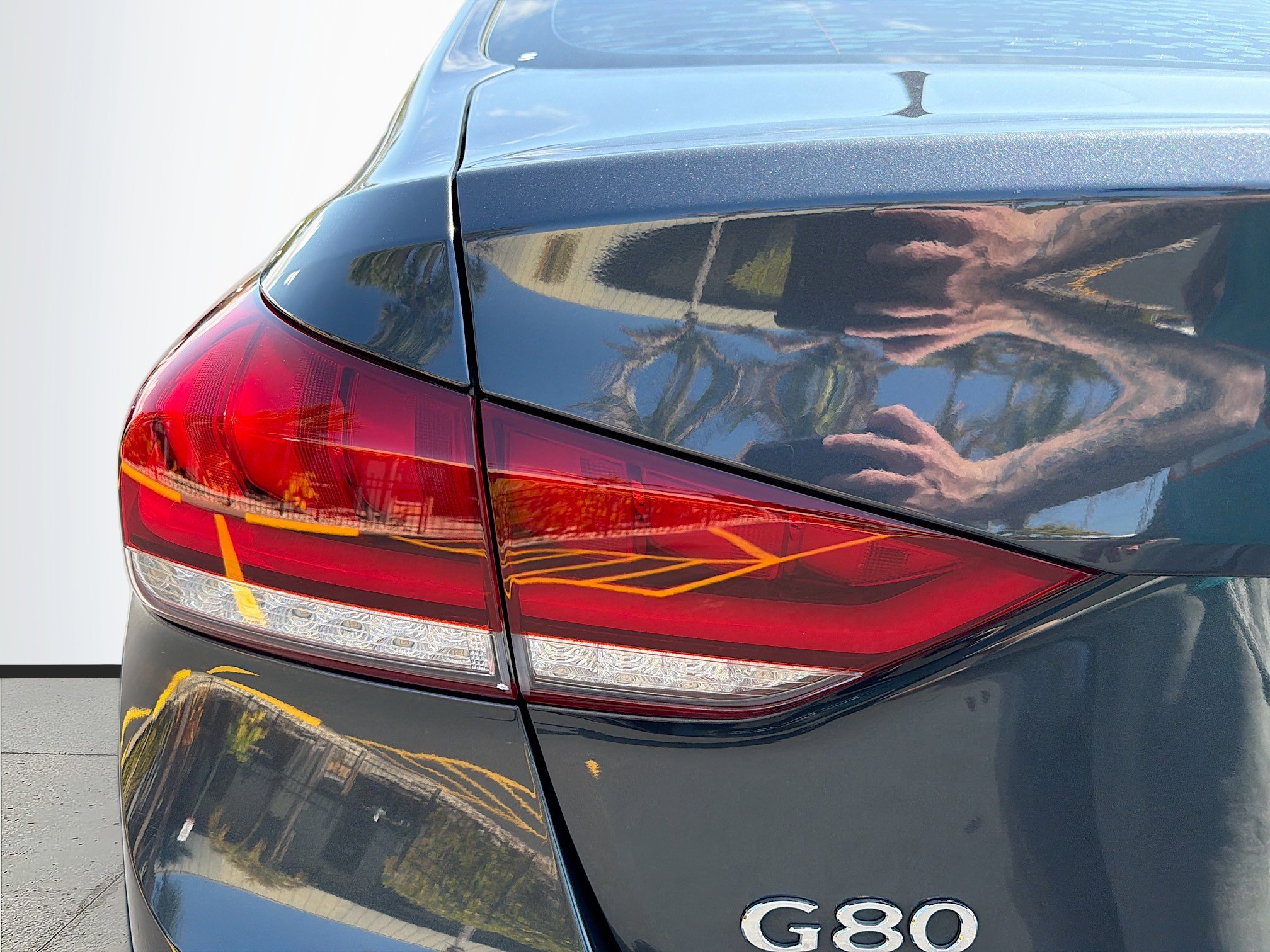 Used 2017 Genesis G80 5.0 Ultimate image 12