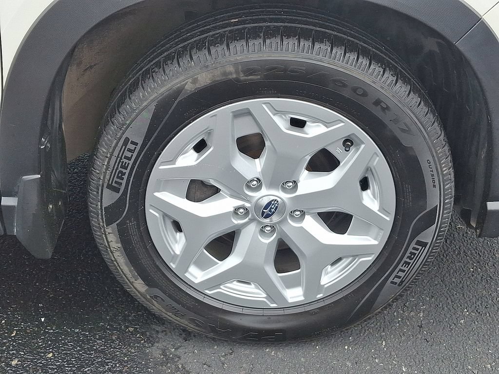 Used 2023 Subaru Forester AWD/4WD image 8