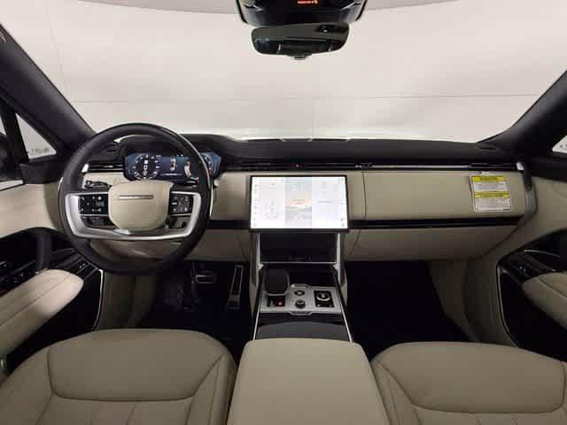 New 2027 Land Rover Range Rover Long Wheelbase SE AWD/4WD image 16