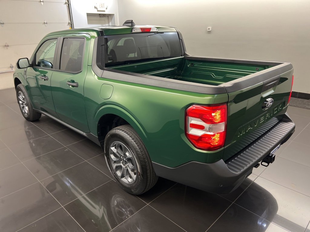 New 2025 Ford Maverick XLT w/ XLT Luxury Package image 4