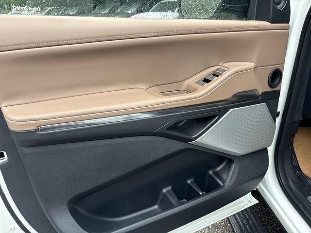 New 2027 Lincoln Navigator L Black Label AWD/4WD image 13