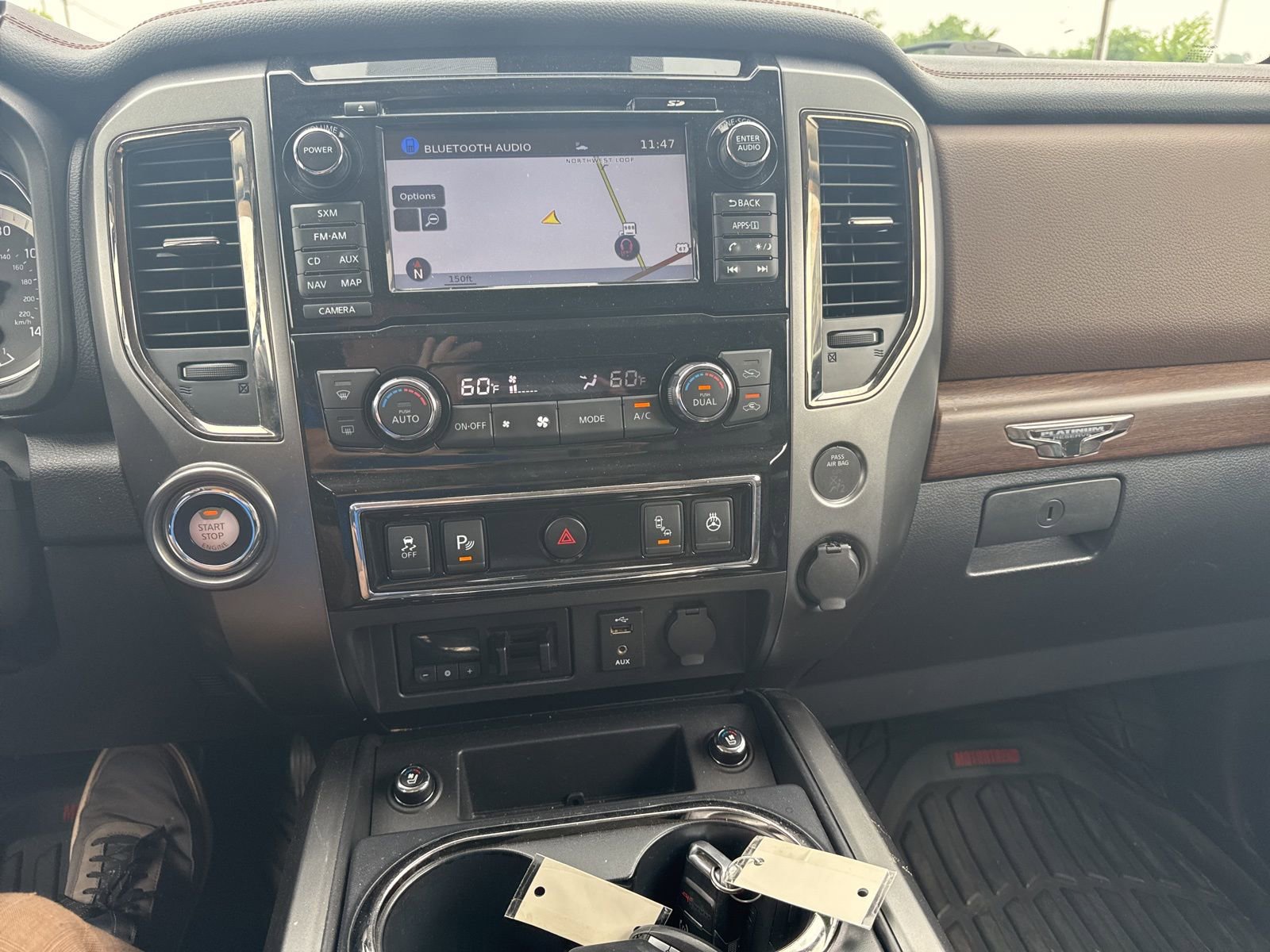Used 2017 Nissan Titan Platinum Reserve RWD image 12