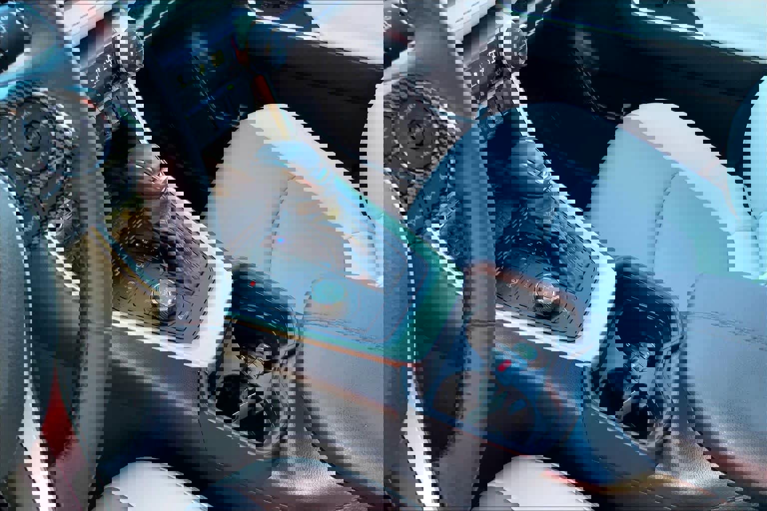 Used 2021 Toyota RAV4 Limited image 17