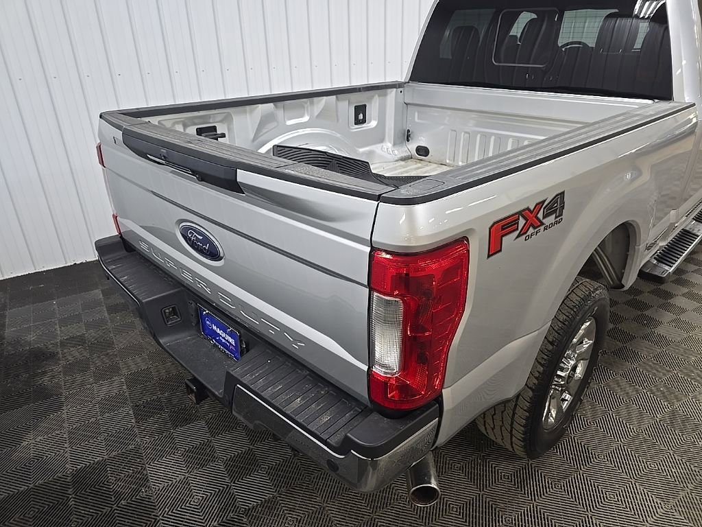 Used 2019 Ford F250 Lariat w/ Lariat Ultimate Package image 11