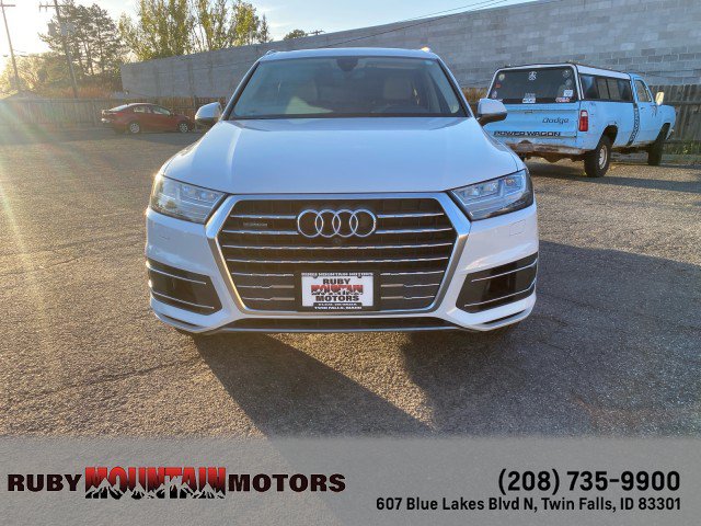 Used 2018 Audi Q7 3.0T Premium Plus AWD/4WD image 2