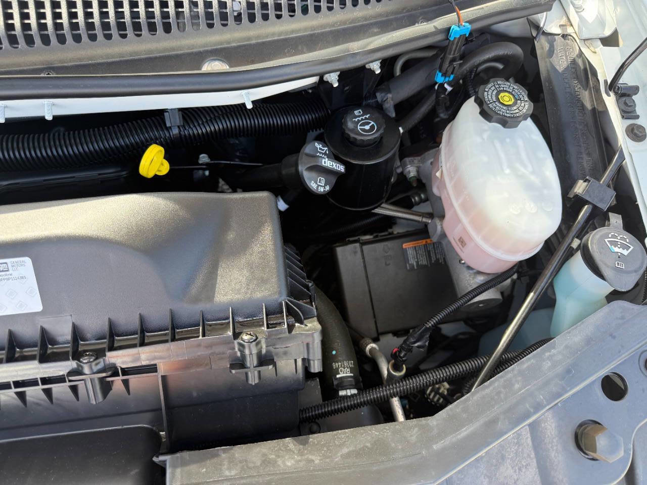 Used 2023 GMC Savana 2500 Extended w/ Driver Convenience Package RWD image 11