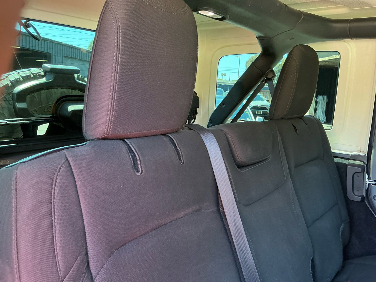 Used 2021 Jeep Wrangler Unlimited Sport image 23