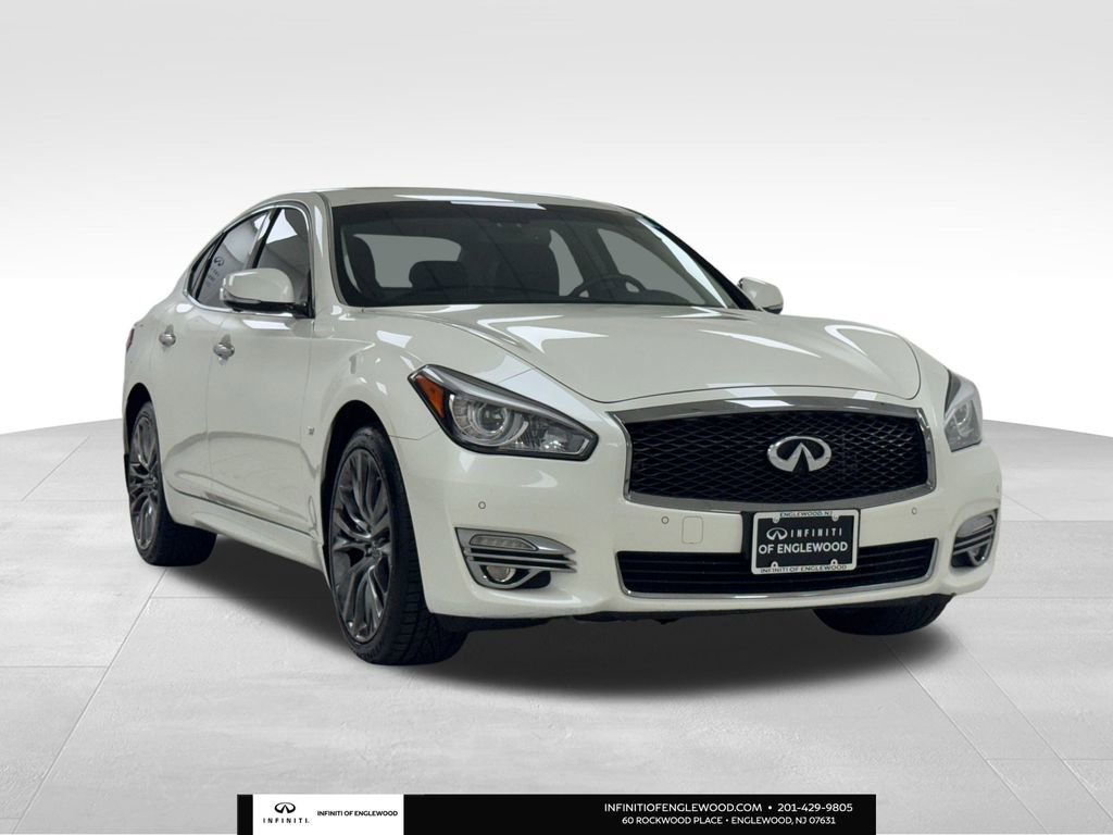Used 2019 INFINITI Q70 Luxe