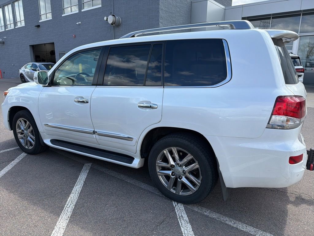Used 2014 Lexus LX 570 4WD image 21