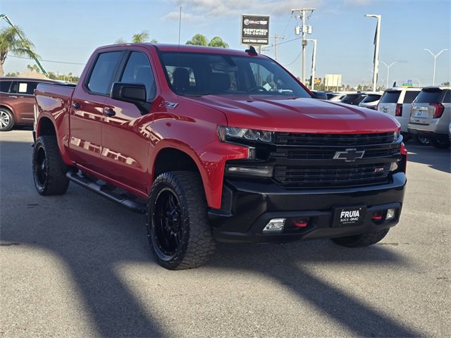 Used 2020 Chevrolet Silverado 1500 LT Trail Boss image 3