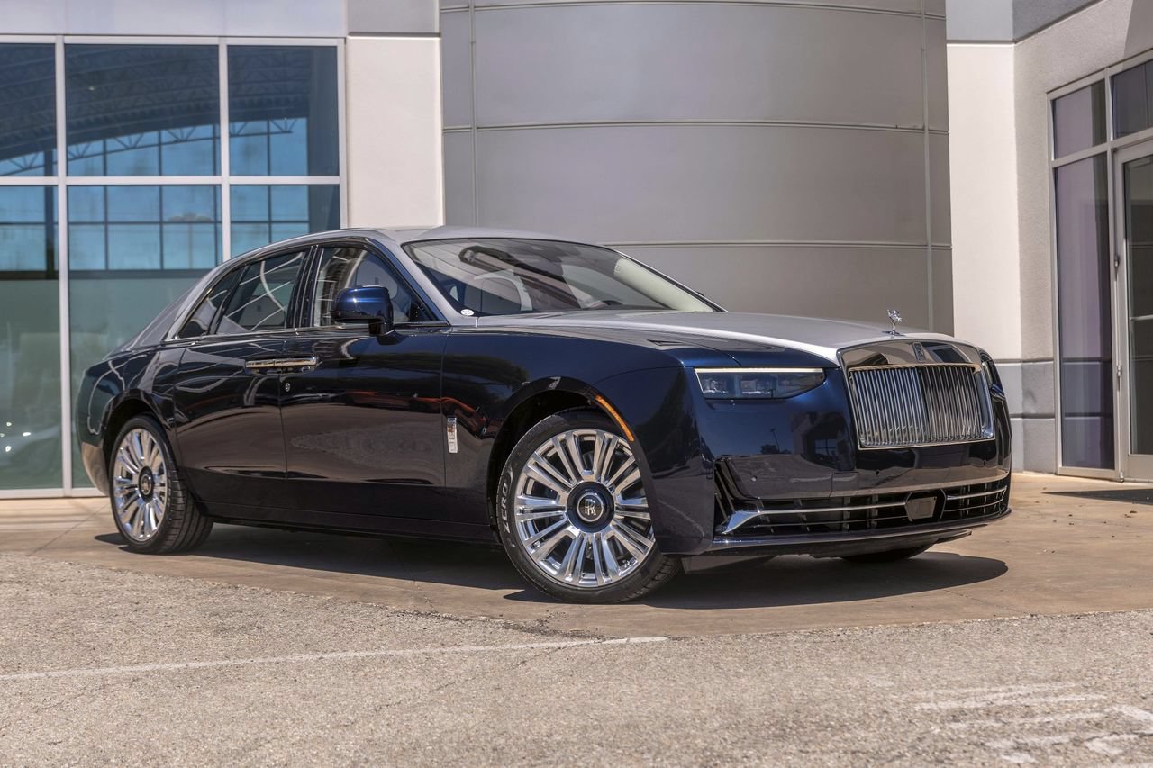 New 2025 Rolls-Royce Ghost AWD/4WD image 1
