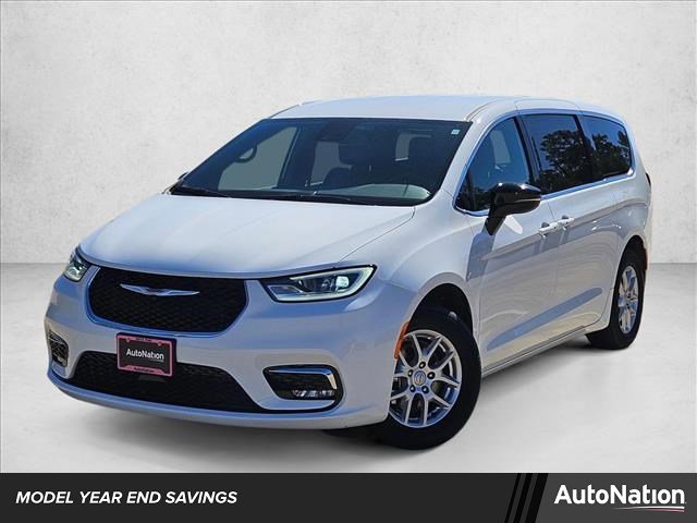 New 2025 Chrysler Pacifica Select image 1