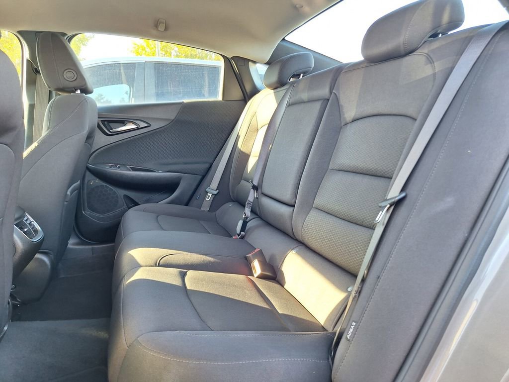 Used 2024 Chevrolet Malibu LT image 22