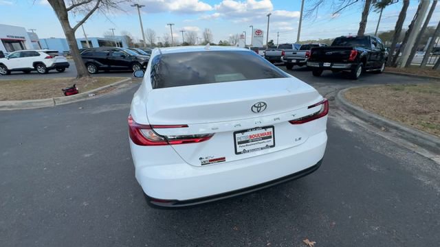 Used 2025 Toyota Camry LE image 14