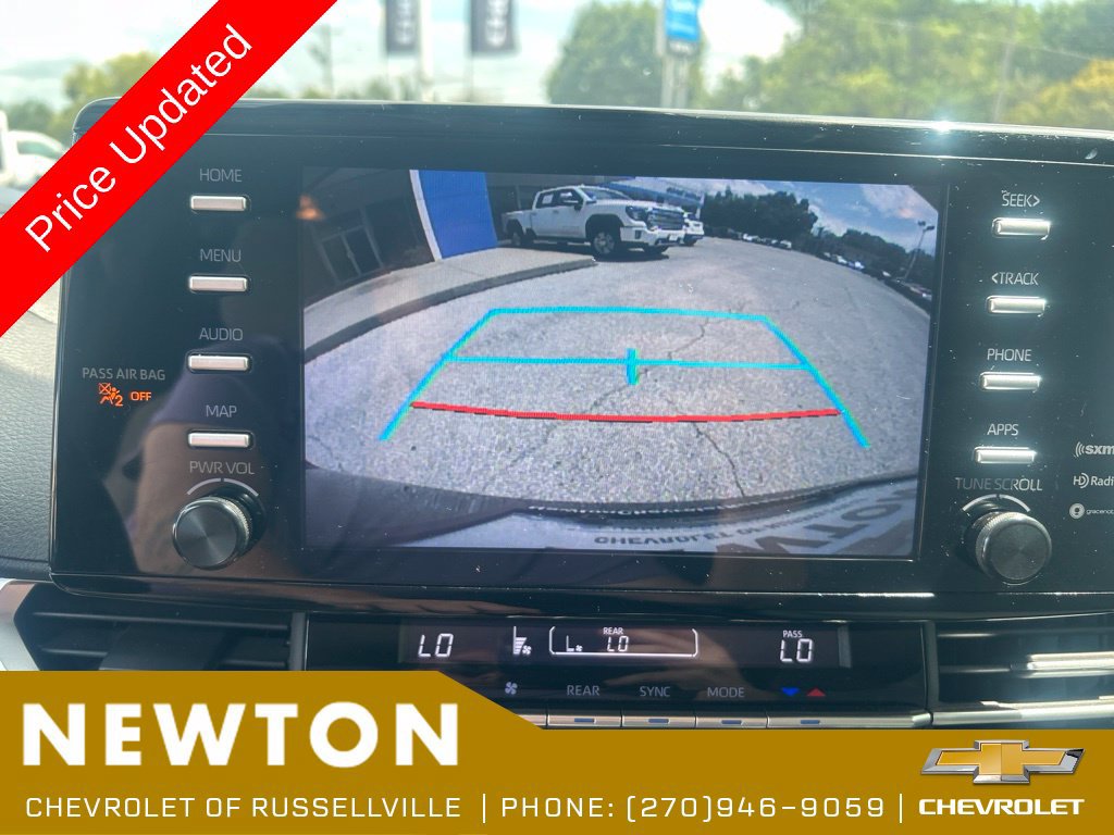 Used 2022 Toyota Sienna LE FWD image 11