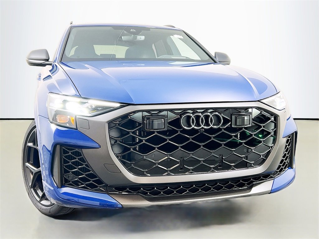 New 2026 Audi RS Q8 performance image 3