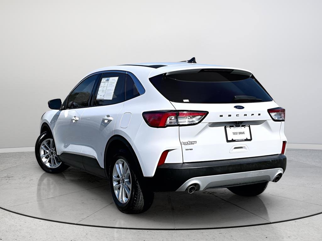 Used 2020 Ford Escape SE image 10