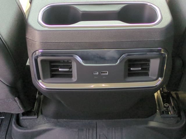 New 2026 GMC Sierra 1500 Elevation w/ LPO, Elevation Black Package AWD/4WD image 22