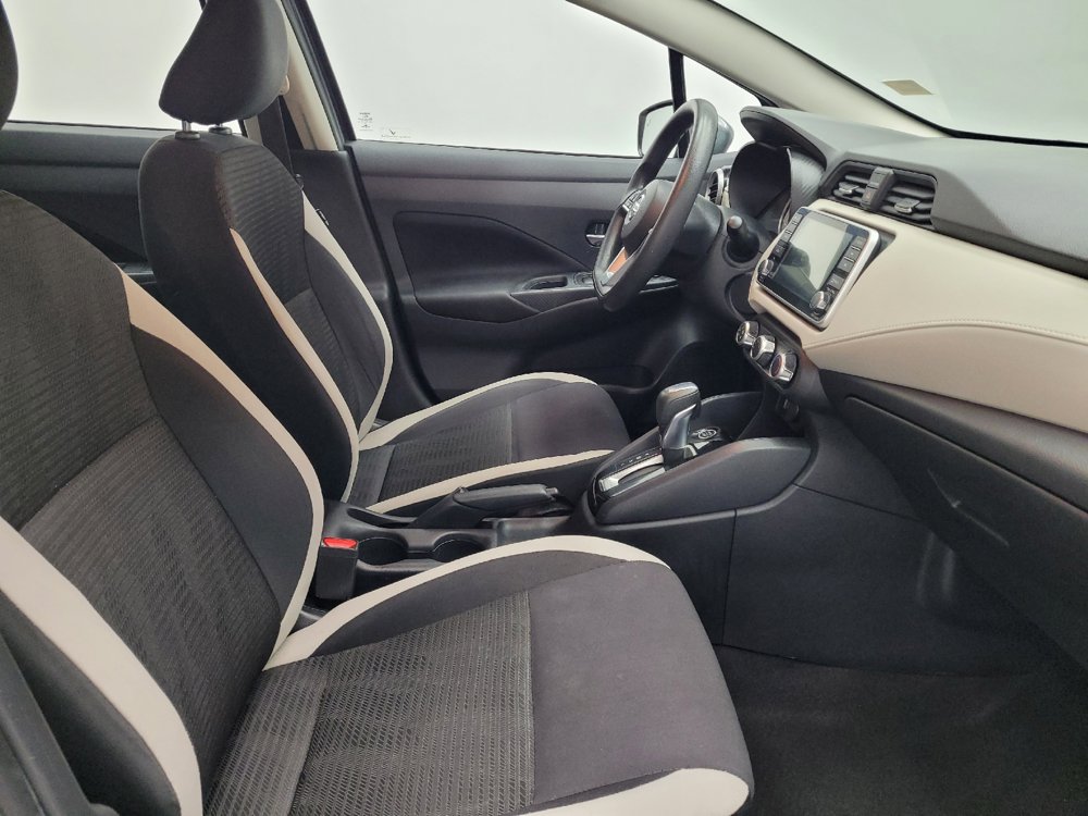 Used 2021 Nissan Versa SV FWD image 21