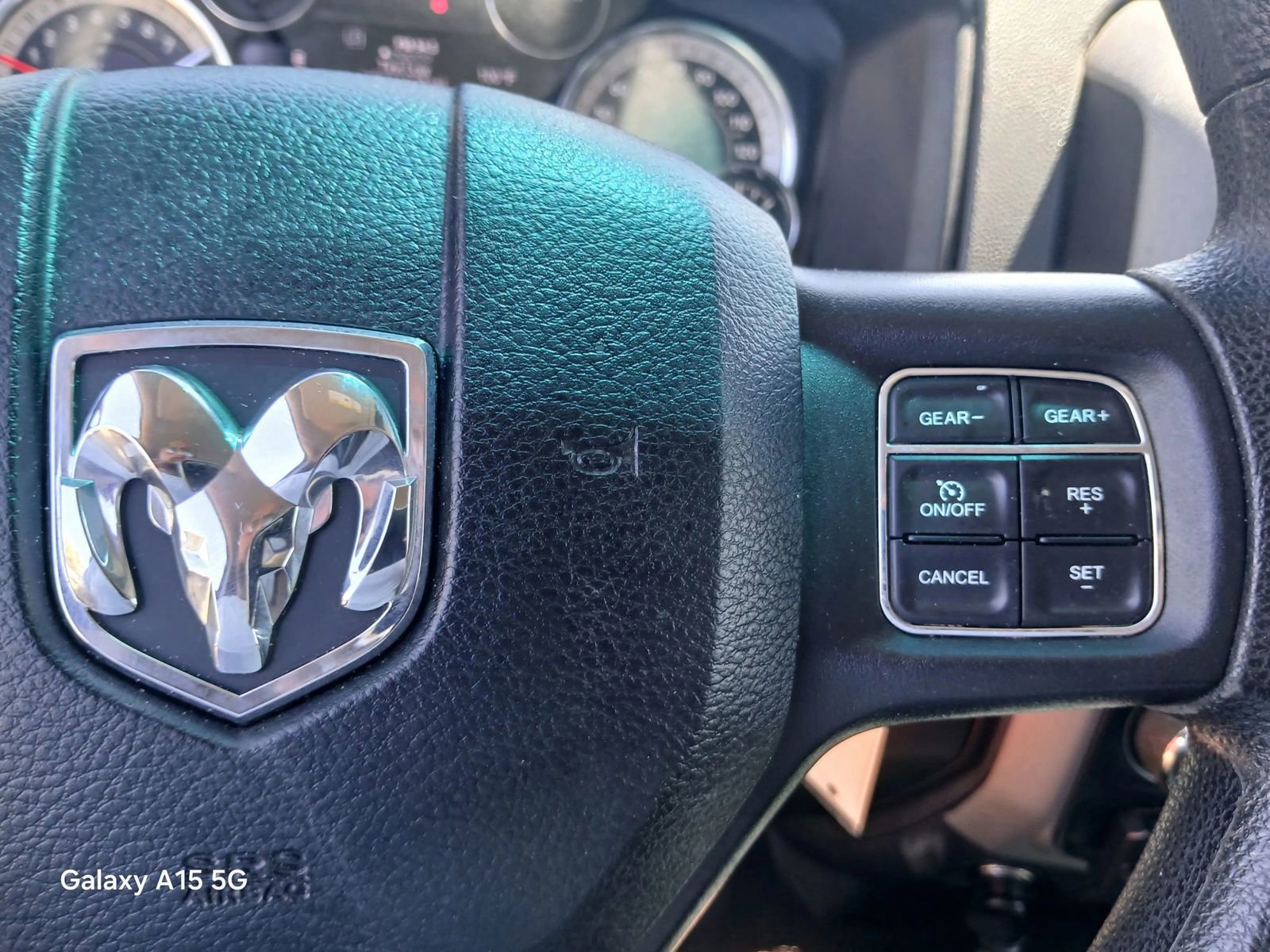 Used 2017 RAM 1500 Express w/ Express Value Package image 28