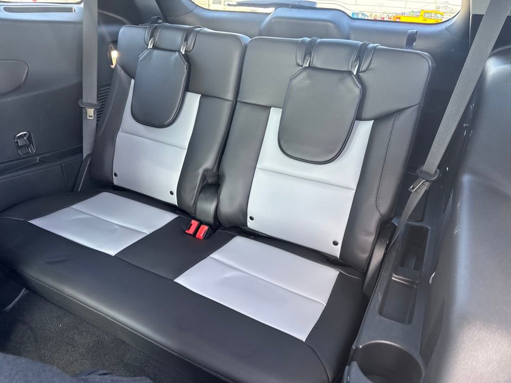 Used 2024 Ford Explorer XLT w/ Equipment Group 202A image 14