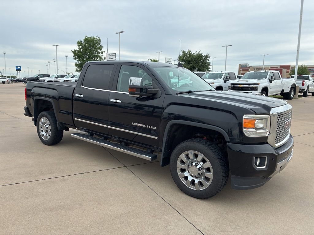 Used 2016 GMC Sierra 2500 Denali w/ Suspension Package, Off-Road image 5