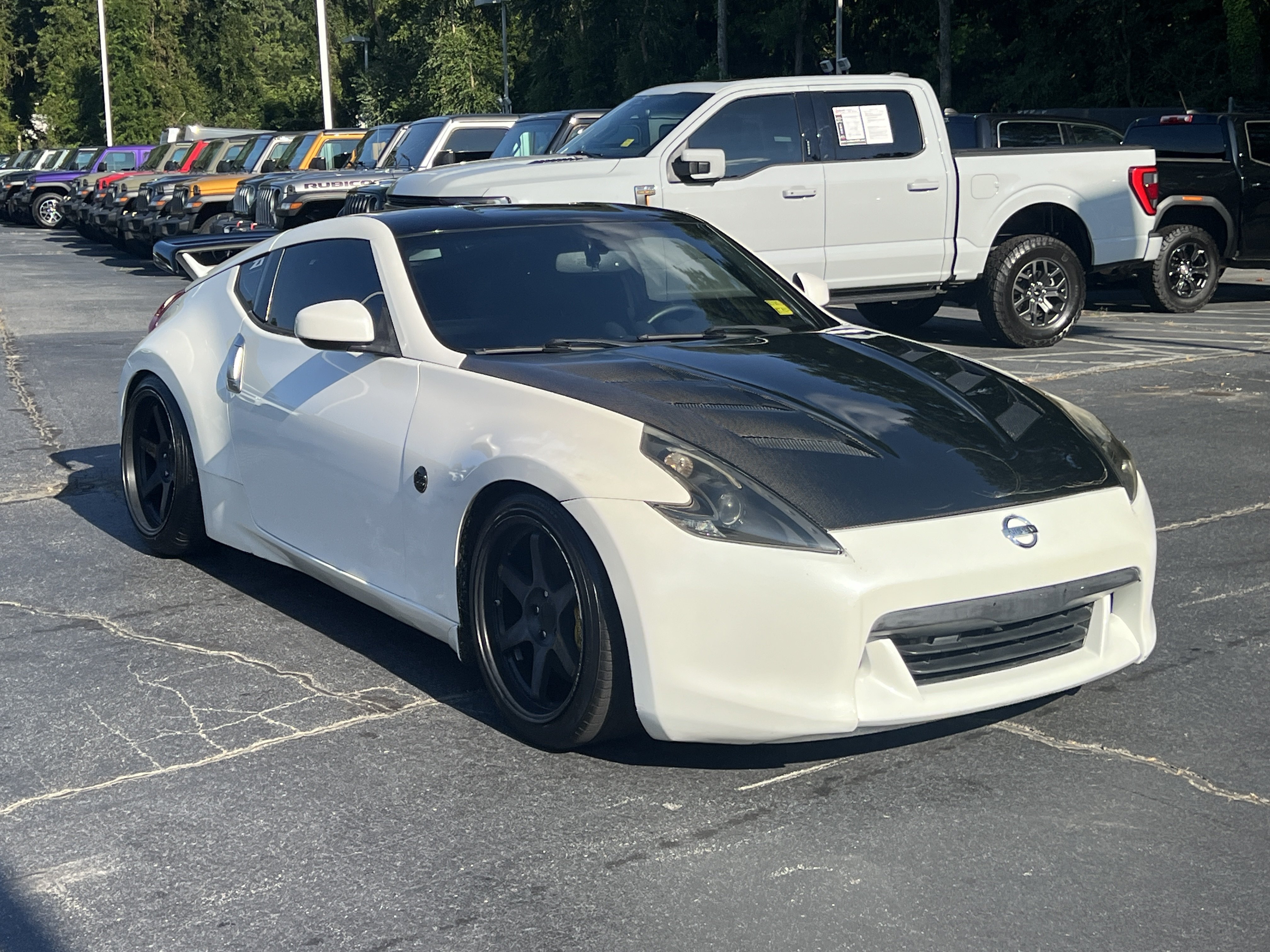 Used 2012 Nissan 370Z Touring w/ Sport Pkg RWD image 2