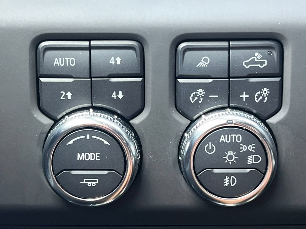 Used 2023 GMC Sierra 1500 Denali w/ Technology Package AWD/4WD image 24