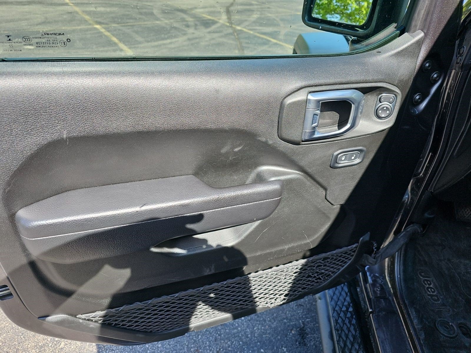 Used 2022 Jeep Gladiator Mojave w/ Cold Weather Group AWD/4WD image 19