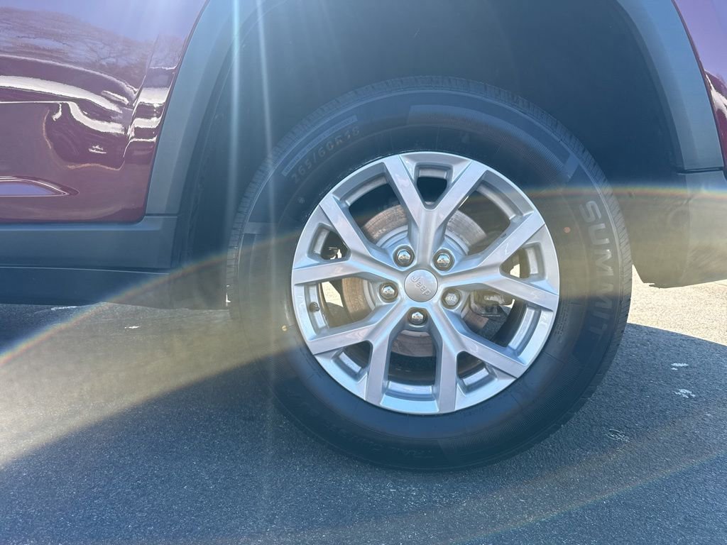 Used 2023 Jeep Grand Cherokee Limited image 12