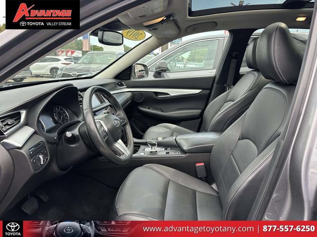 Used 2019 INFINITI QX50 Luxe w/ Navigation Package AWD/4WD image 19