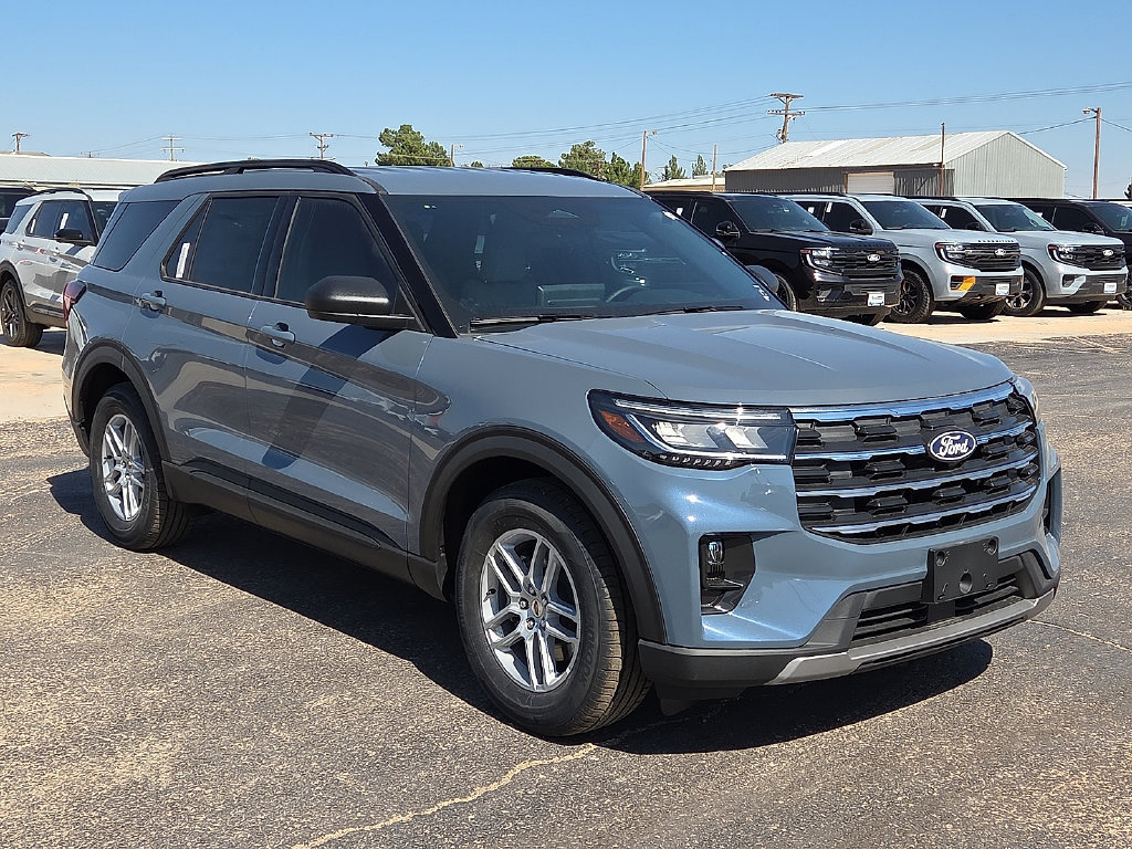 New 2027 Ford Explorer Active w/ Active Comfort Package RWD image 7