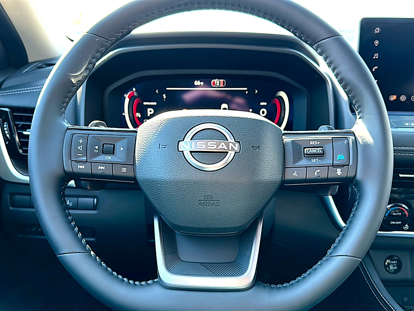 New 2026 Nissan Rogue Platinum w/ Platinum Premium Package image 17