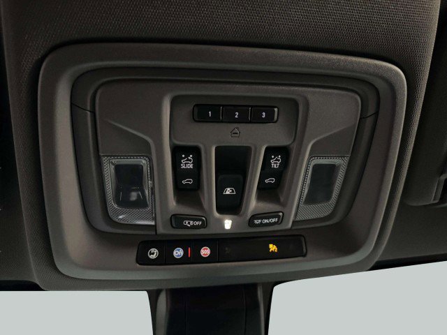 Used 2022 GMC Sierra 2500 Denali w/ Denali Black Diamond Edition image 43