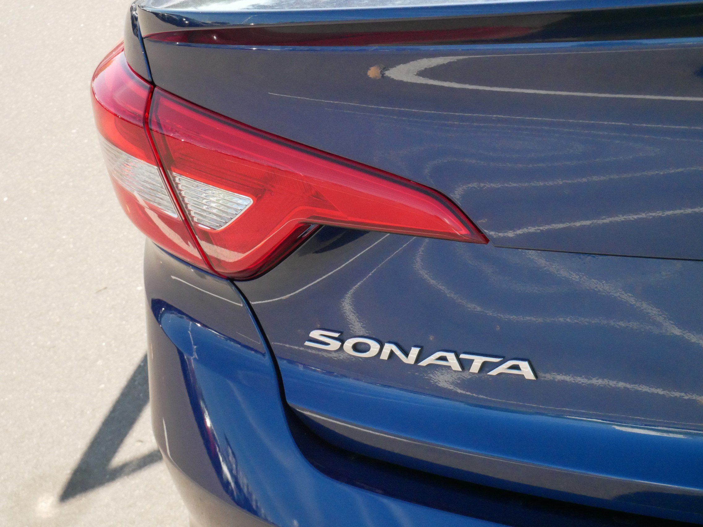 Used 2016 Hyundai Sonata SE FWD image 17