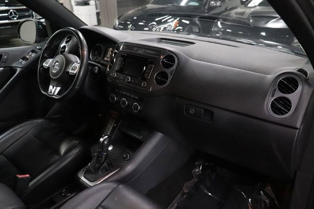 Used 2014 Volkswagen Tiguan R-Line FWD image 26