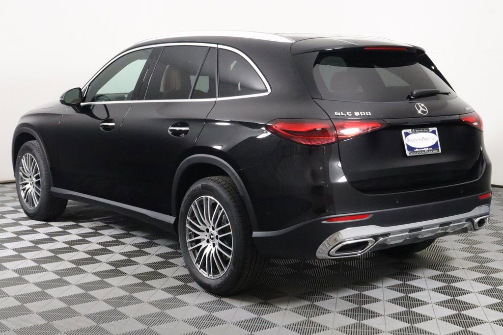 Used 2026 Mercedes-Benz GLC 300 4MATIC image 8