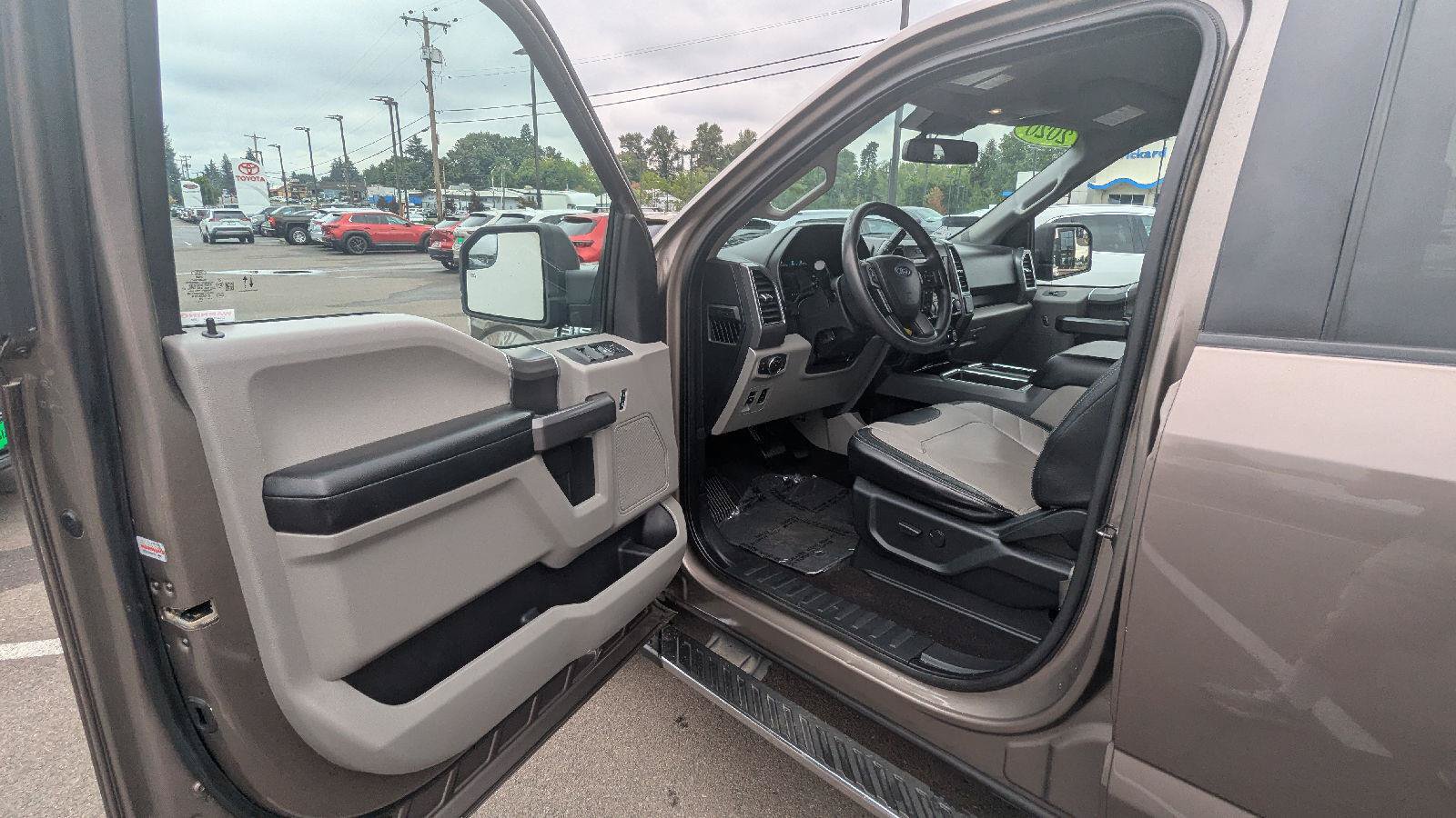 Used 2020 Ford F150 XLT w/ Equipment Group 301A Mid AWD/4WD image 15