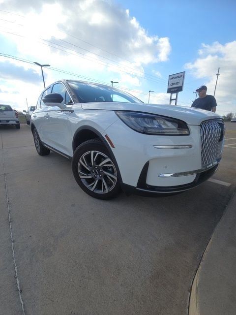 Used 2024 Lincoln Corsair FWD w/ Equipment Group 101A image 6