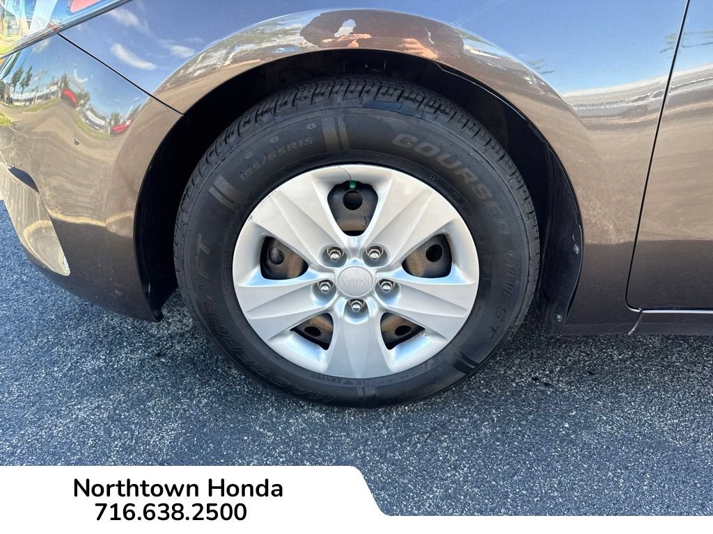 Used 2017 Kia Forte LX w/ LX Popular Package FWD image 11