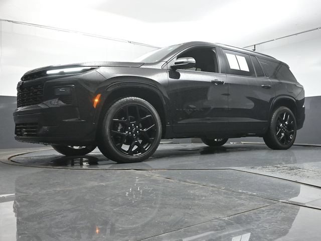 Used 2026 Chevrolet Traverse RS FWD image 36