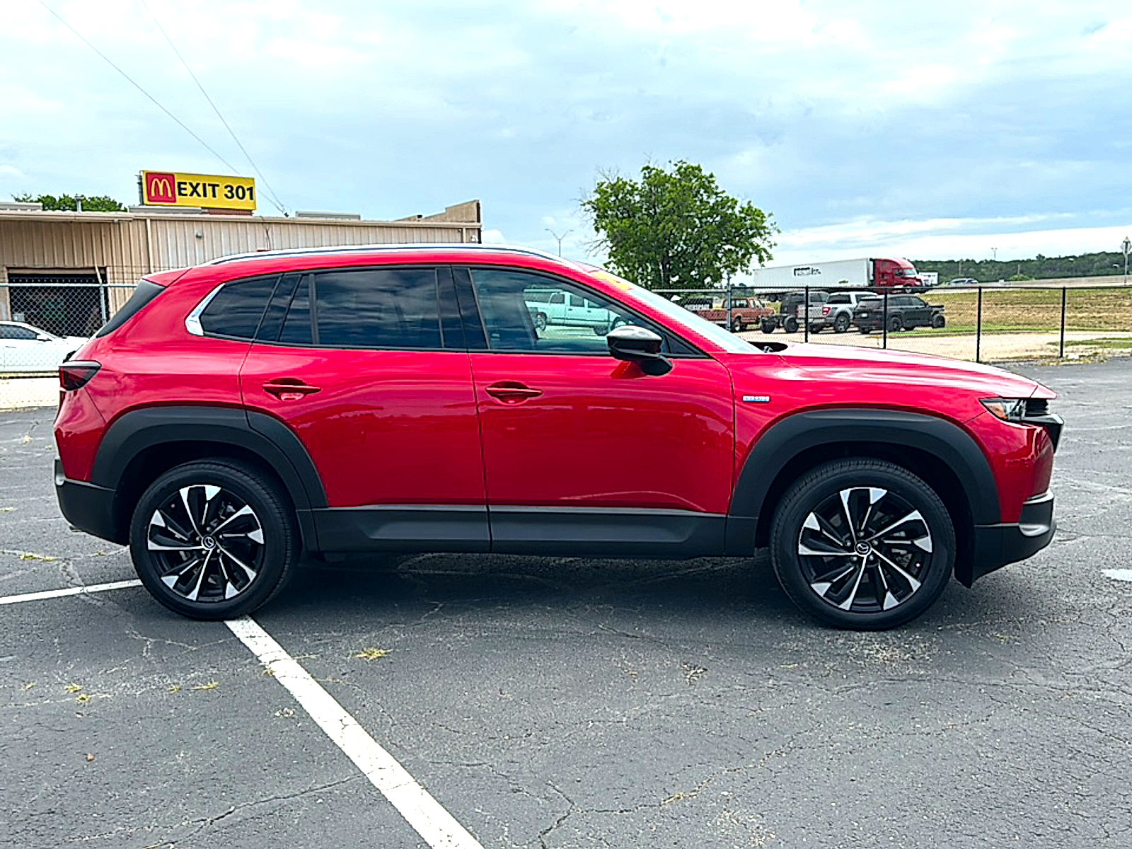 Used 2025 MAZDA CX-50 2.5 Hybrid w/ Premium Plus Pkg AWD/4WD image 9