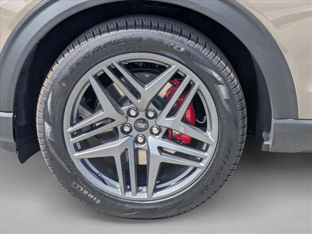 New 2026 Ford Explorer ST w/ Sun And Sound Package AWD/4WD image 10