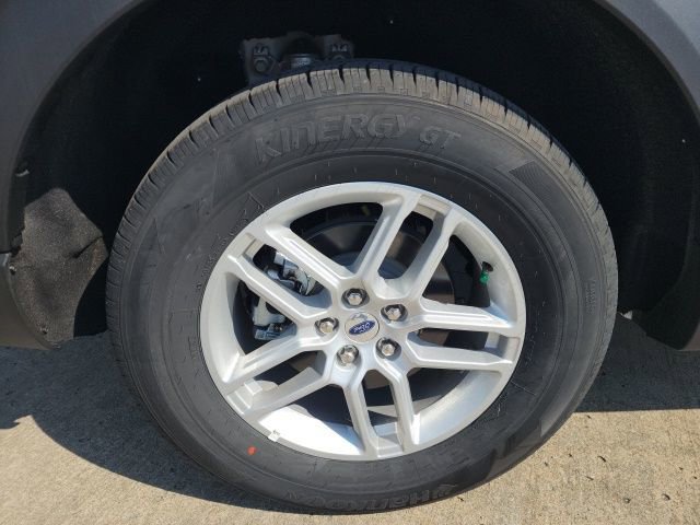 Used 2025 Ford Explorer Active image 13