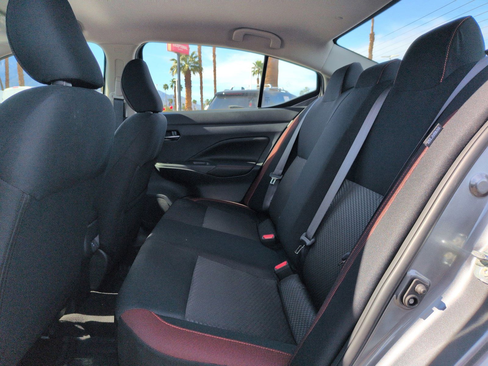 New 2025 Nissan Versa SR w/ Trunk Package image 10