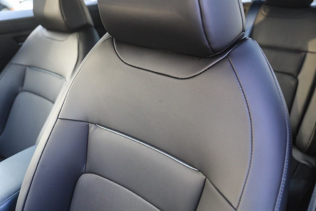 New 2026 Nissan Leaf SV+ w/ Floor Mat Package (SV+) FWD image 26