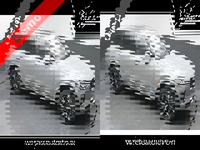 New 2025 Volvo XC90 B5 Core w/ Protection Package image 38