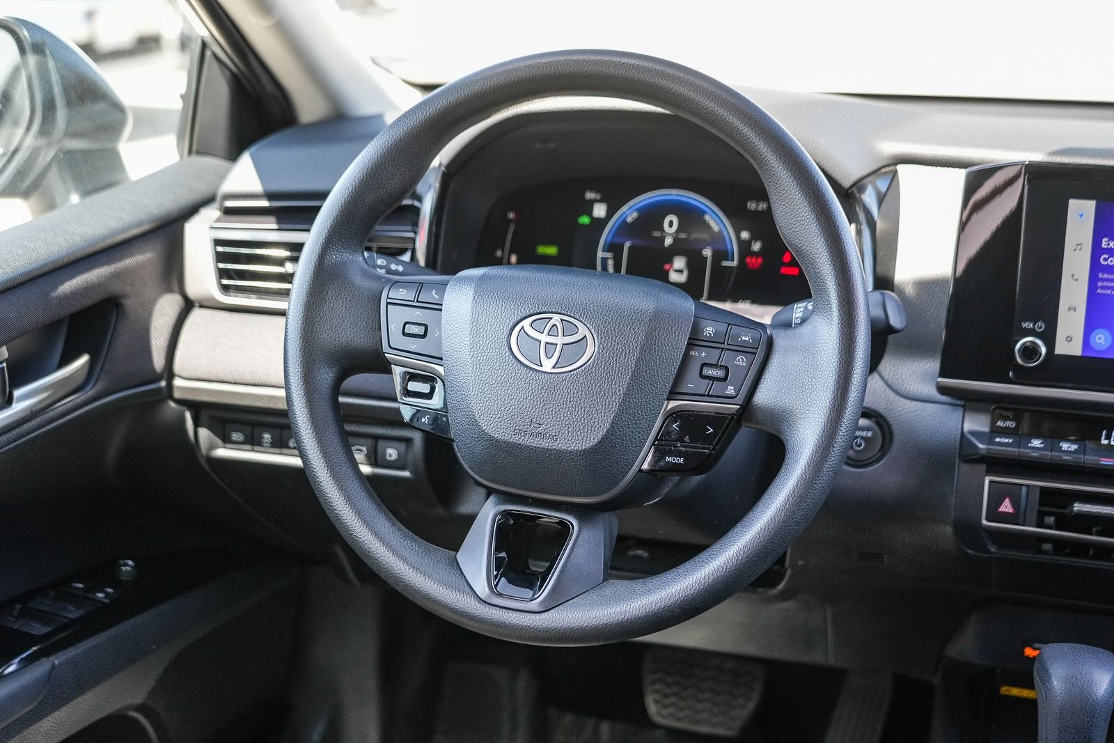 Certified 2025 Toyota Camry LE FWD image 15