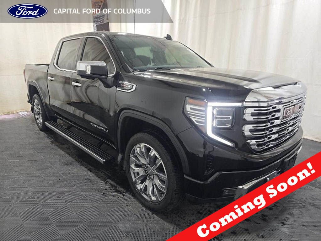 Used 2023 GMC Sierra 1500 Denali w/ Denali Reserve Package AWD/4WD image 1