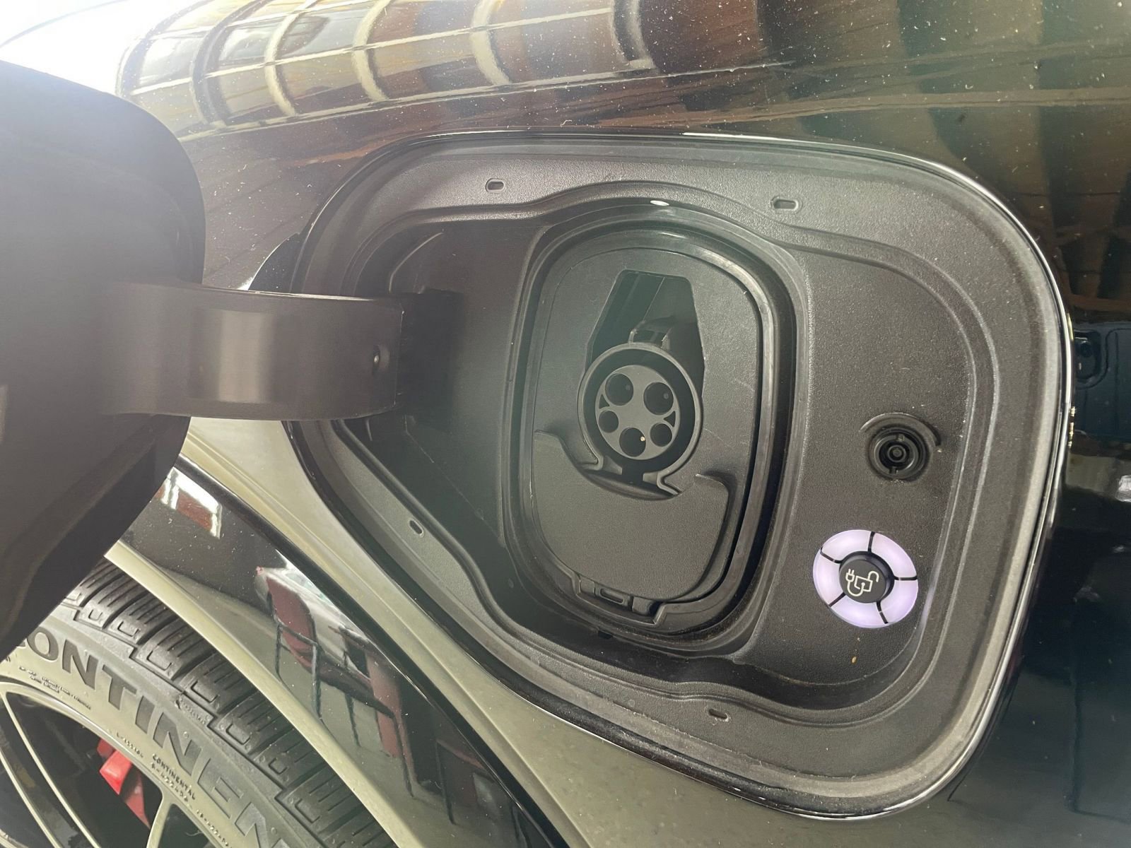 Used 2023 Ford Mustang Mach-E GT image 23